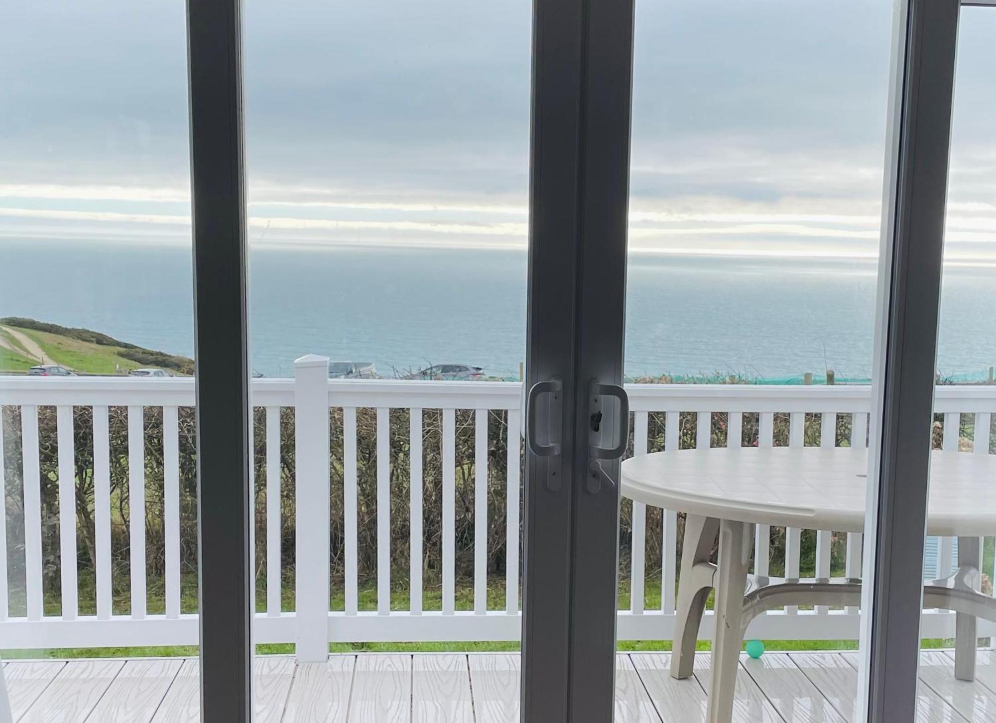 Emma'S Sea View 2-Bedroom Caravan At Durdle Door Near Wareham Dorset West Lulworth Eksteriør bilde